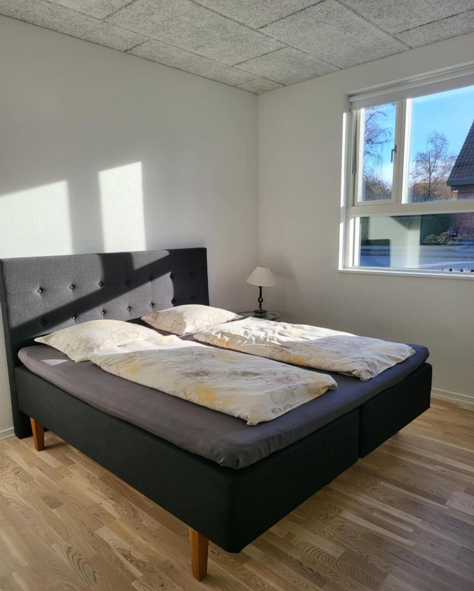Charmerende Villalejlighed Pa 80 Kvm Inklusiv Gardhave Arhus Bagian luar foto